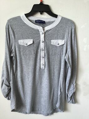 Jones New York Light Gray Henley with White Polka Dot Trim